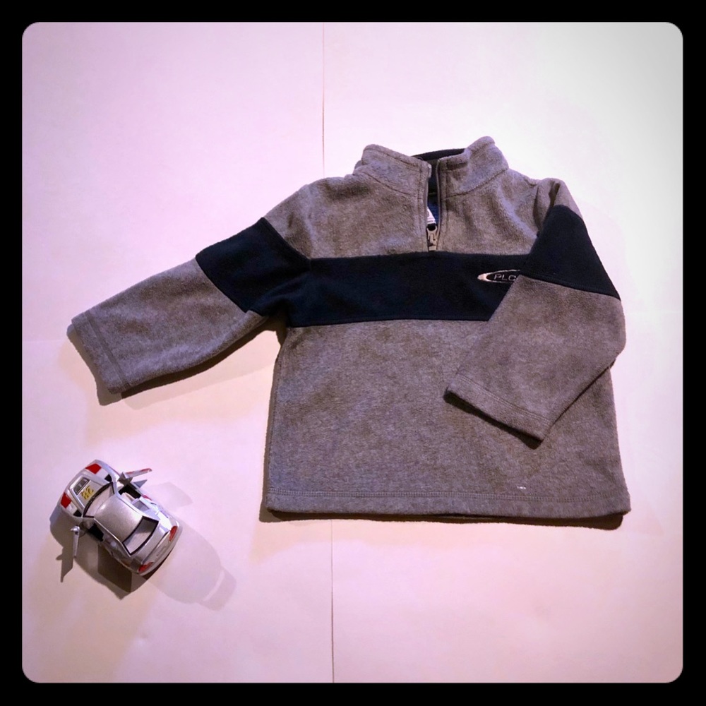 Children’s place gray and blue fleece pull over